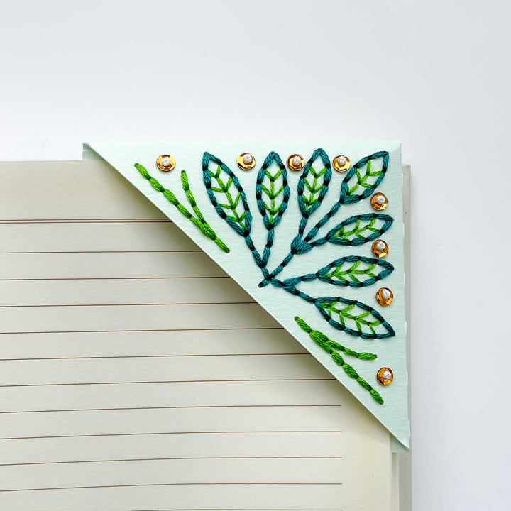Flutter & Flora Corner Bookmarks