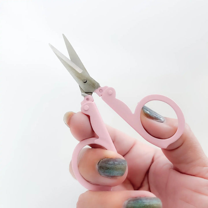 Traveler Embroidery Scissors
