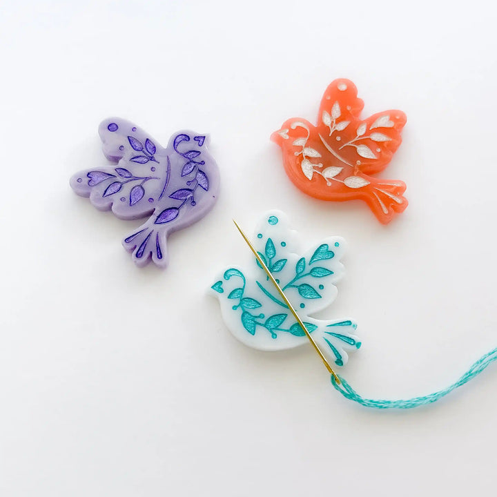 Floral Dove Needle Minder