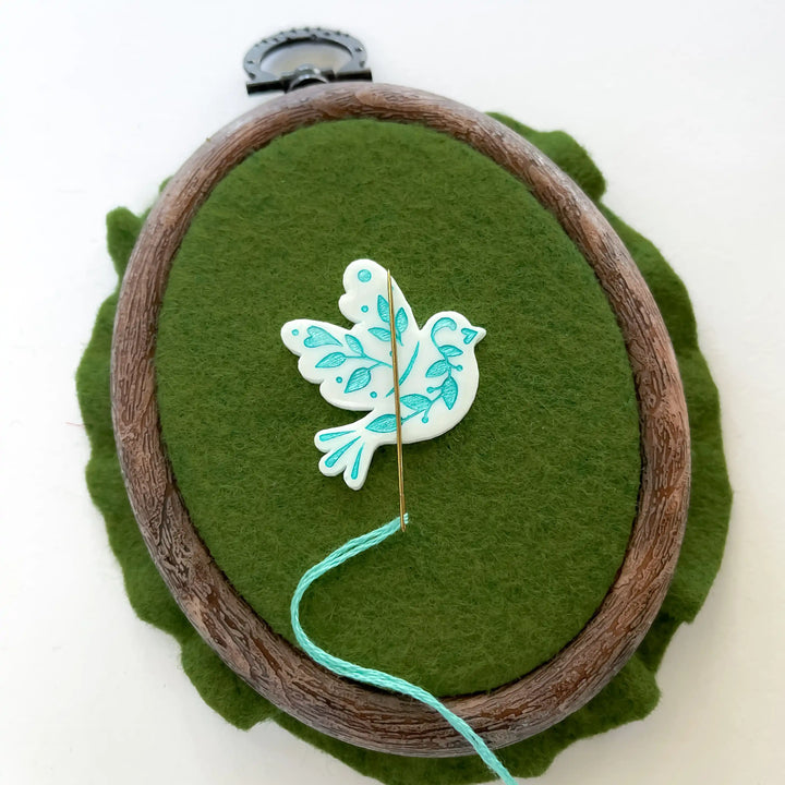 Floral Dove Needle Minder