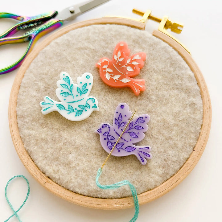Floral Dove Needle Minder