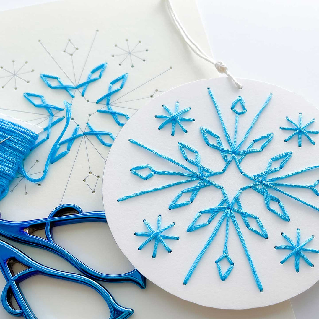 Prism &amp; Facet Snowflakes PDF