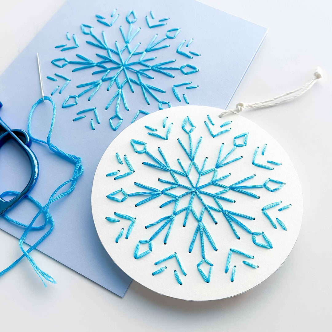 Prism &amp; Facet Snowflakes PDF
