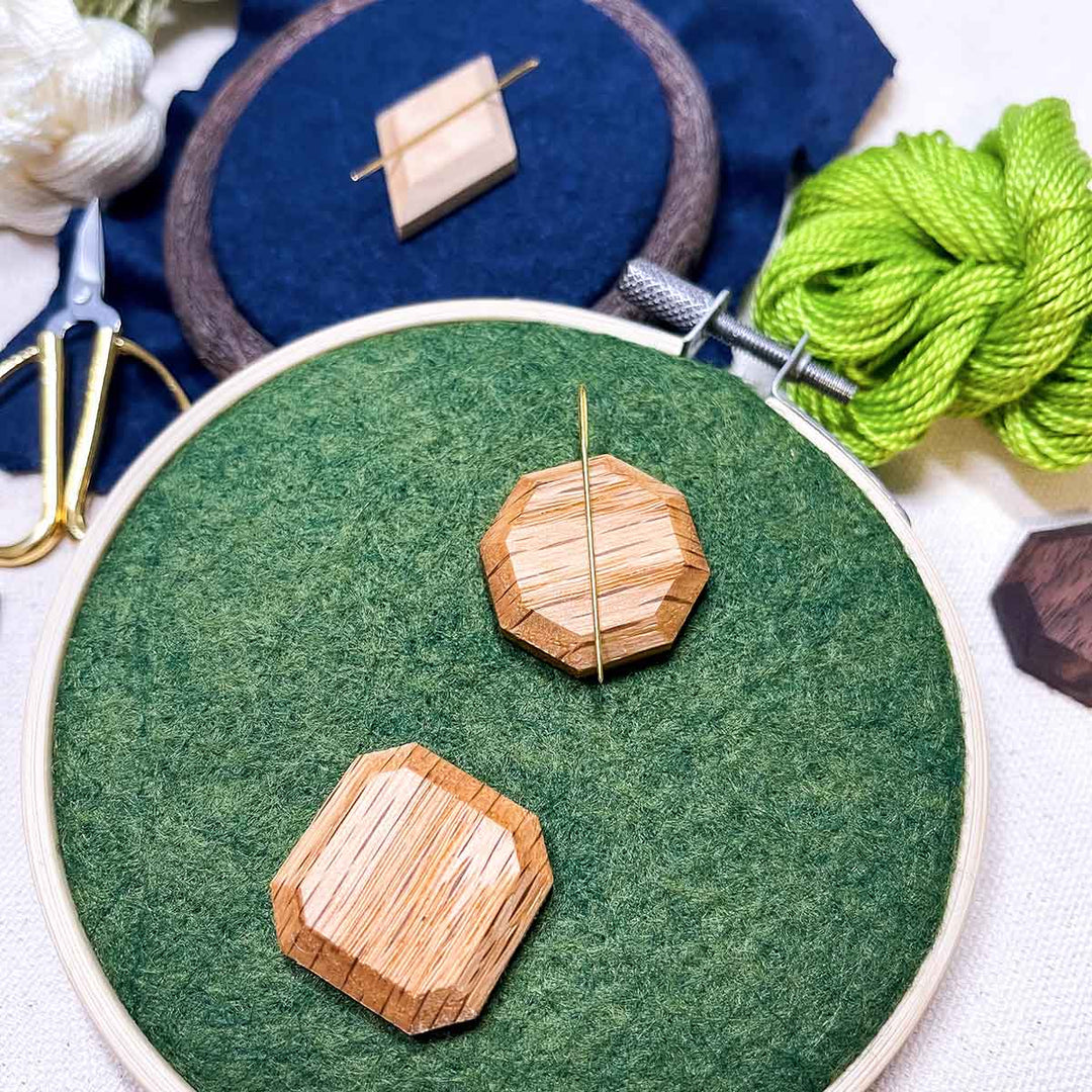 Gem Wood Needle Minders