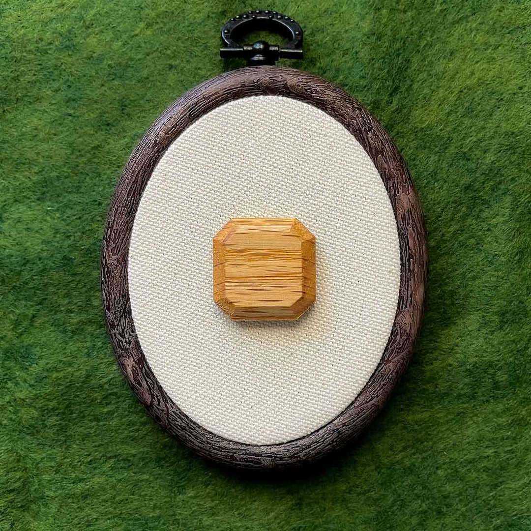 Gem Wood Needle Minders